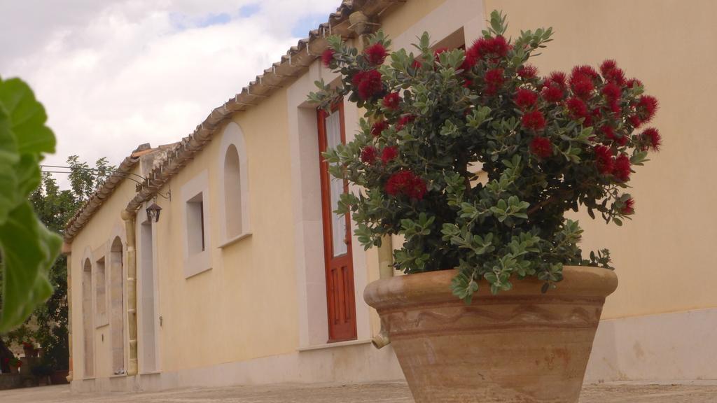 La Suma Sumalia Panzió Noto Kültér fotó